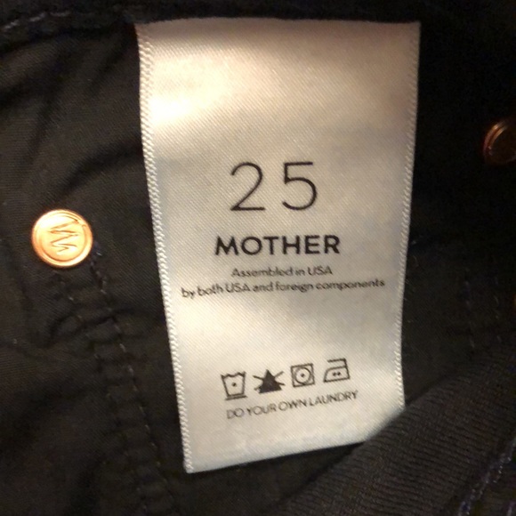 MOTHER Looker Ankle Fray Jeans in “Kiss in the Dark”, Size 25. - Picture 6 of 12